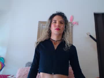 [18-04-22] twink_miian video with toys