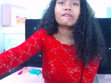[28-05-22] _emmaclarck record webcam show from Chaturbate