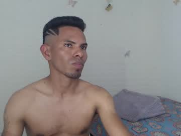 [25-03-24] gerald_stone_ public show video from Chaturbate