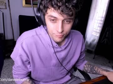 [04-10-23] daniele_bunny record show with toys from Chaturbate