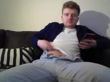 [25-02-23] jamesthehoboy record blowjob video from Chaturbate
