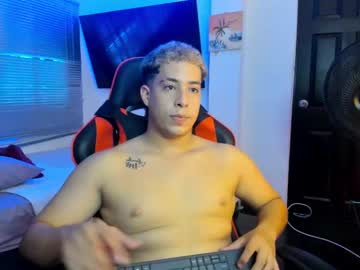 [05-07-23] dylan_connorr blowjob show from Chaturbate.com