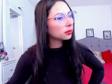 [12-12-23] alissia_viera webcam