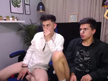 [01-02-22] proyect_guys record webcam show from Chaturbate.com