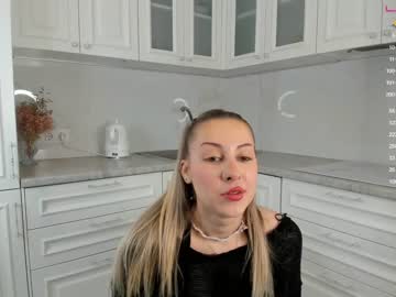 [27-10-23] charliealicia chaturbate blowjob video