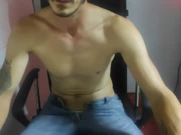 [16-06-23] johnybravo8888 public webcam from Chaturbate