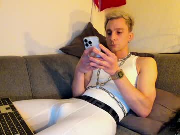 [09-12-23] kinky_spidey record public webcam video from Chaturbate.com