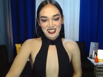 [01-11-22] hugecock_penelope record blowjob video from Chaturbate