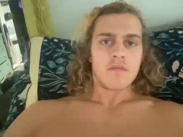 [12-11-22] apolloplays public webcam from Chaturbate