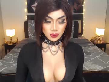 [12-11-22] urmistress_brixtonbelle public show video from Chaturbate