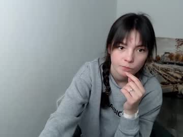 [04-02-22] crystal_mo blowjob video from Chaturbate