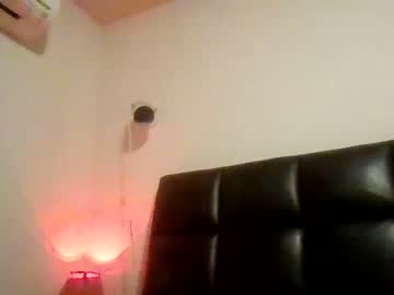 [19-11-23] sexyn185 public show video from Chaturbate.com