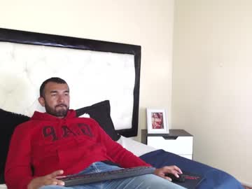 [13-04-23] charles_castell private show from Chaturbate