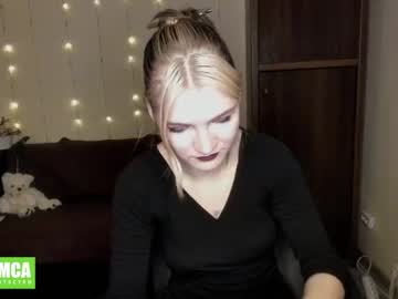 [03-11-23] alexa_live_love public show from Chaturbate.com