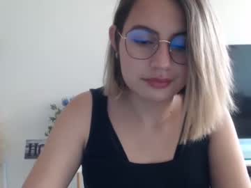 [01-06-22] mariefaure public show from Chaturbate