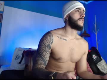 [25-07-22] maximiliano_antoniio chaturbate public show