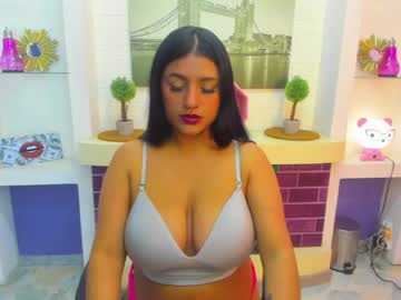 [04-05-23] sophiia_13 public webcam from Chaturbate