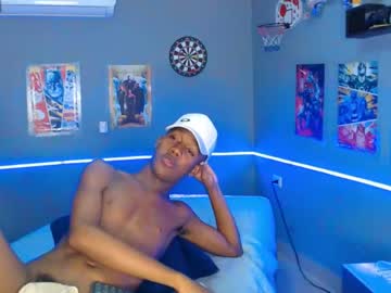 [16-11-23] its_klifor chaturbate video with dildo
