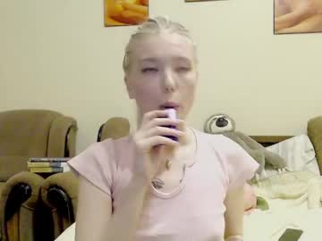 [04-06-23] u_my_bon public webcam video