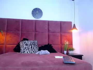 [12-04-22] chistopher_van record public show from Chaturbate