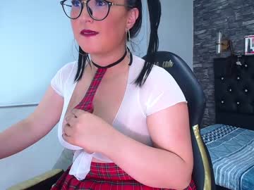 [13-05-23] gianela_sex blowjob video from Chaturbate.com