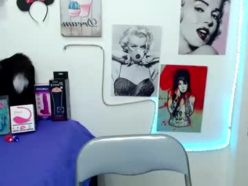 [12-10-22] angel_latino20 video with toys