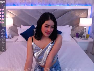 [24-08-22] cjuli_7 show with toys from Chaturbate