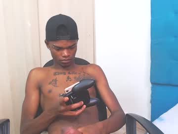 [08-02-22] aaron_tupac nude