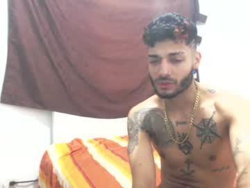 [06-11-22] grevian_ private show from Chaturbate