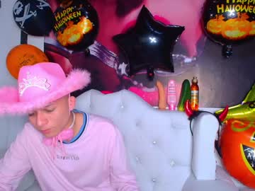 [28-10-23] patrickhilton_ show with toys from Chaturbate