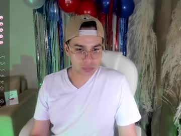 [04-07-24] latin_boy_surprise record public webcam video