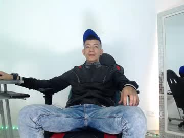 [23-12-24] favel_gomez7 record public show video from Chaturbate