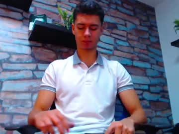 [08-06-23] jamza_wolf record public show from Chaturbate.com