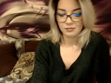 [12-02-22] desireexhott record webcam video from Chaturbate.com