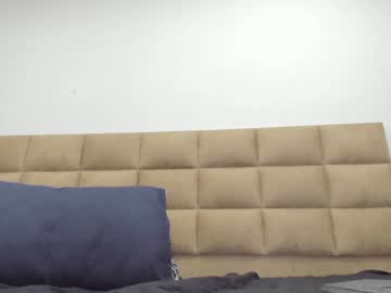 [10-12-23] mia_0_ webcam show from Chaturbate