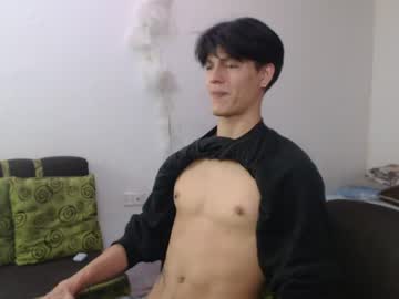 [18-10-23] with_ken record video with toys from Chaturbate.com