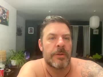 [10-04-24] blueylouie8383 webcam video from Chaturbate