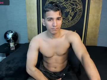 [08-02-24] mick_depp_ show with toys from Chaturbate
