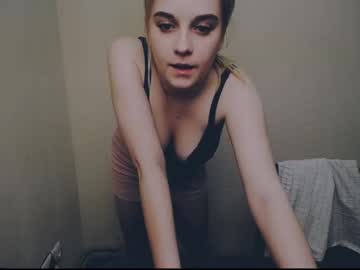 [17-02-22] millasweetie_ dildo