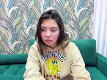 [16-12-22] graceamelia public show from Chaturbate