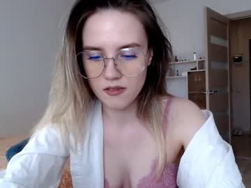 [27-05-22] kitten_vendi video with toys from Chaturbate