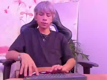 [24-03-23] theaustinmiller record video with dildo from Chaturbate