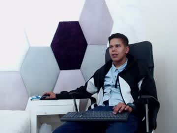 [03-09-22] _lucasbrowm_ record private show video from Chaturbate