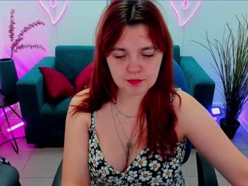 [12-03-22] calliehall record video with dildo from Chaturbate