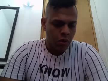 [03-01-22] marckwatson record cam video from Chaturbate