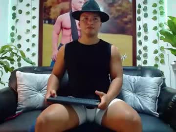 [29-03-24] thiiago_andrade show with toys from Chaturbate