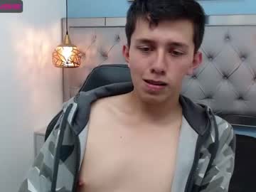 [04-08-23] cutesmith_ chaturbate video with dildo