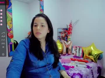 [23-02-22] bellacami_17 public show video from Chaturbate