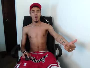 [31-10-24] m7_valencia public show from Chaturbate