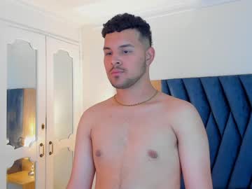 [04-04-23] percy_jackson0 video with toys from Chaturbate